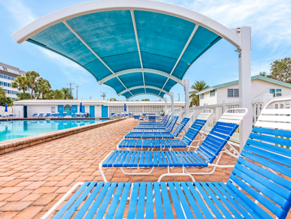 Beachside Vacation Retreat - Great Amenities